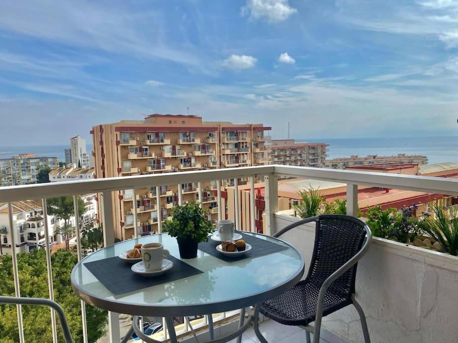 Malabiz Home Piscina Terraza Con Vistas Y Playa Benalmádena Exterior foto